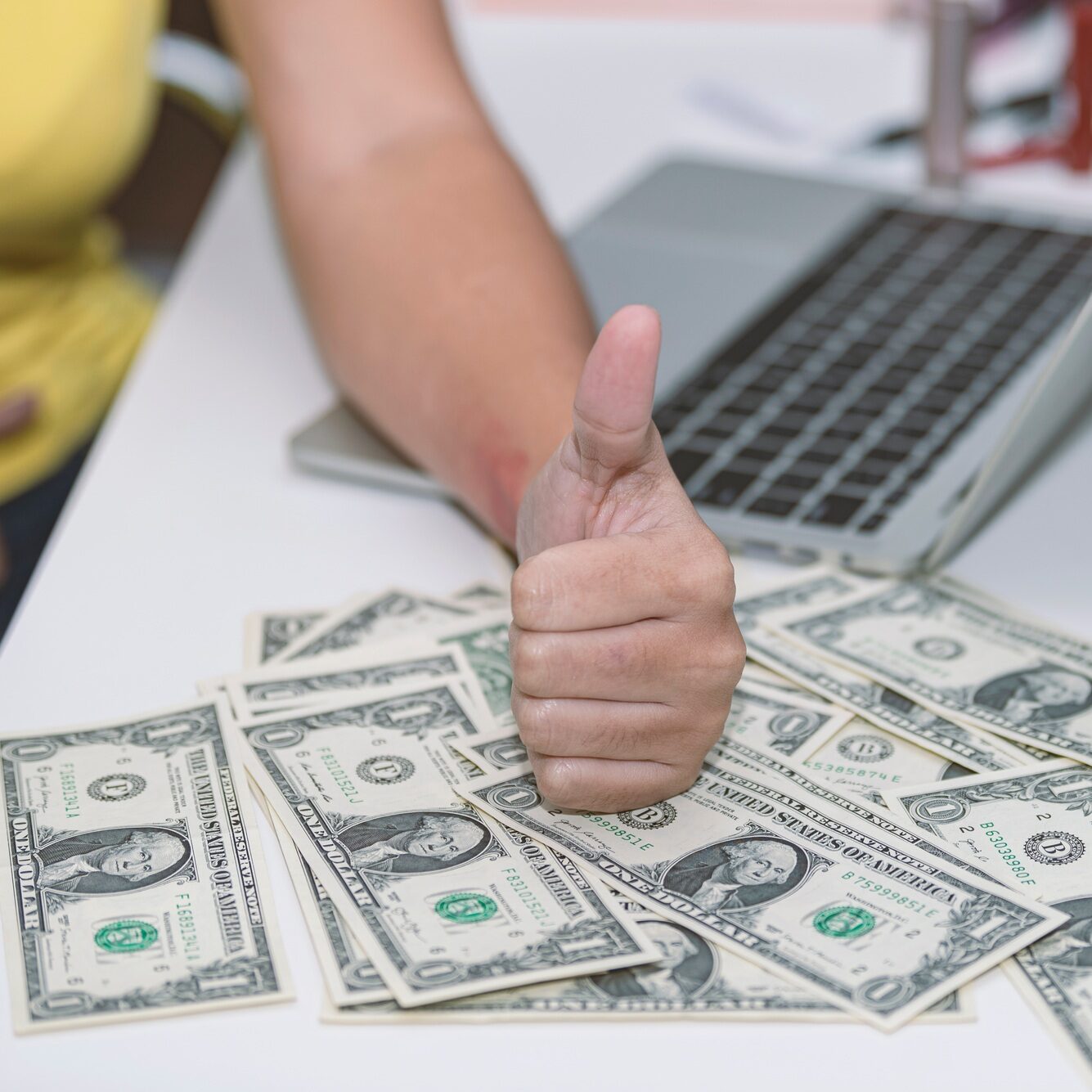 Business successful with sell online, Let's make money with sell online